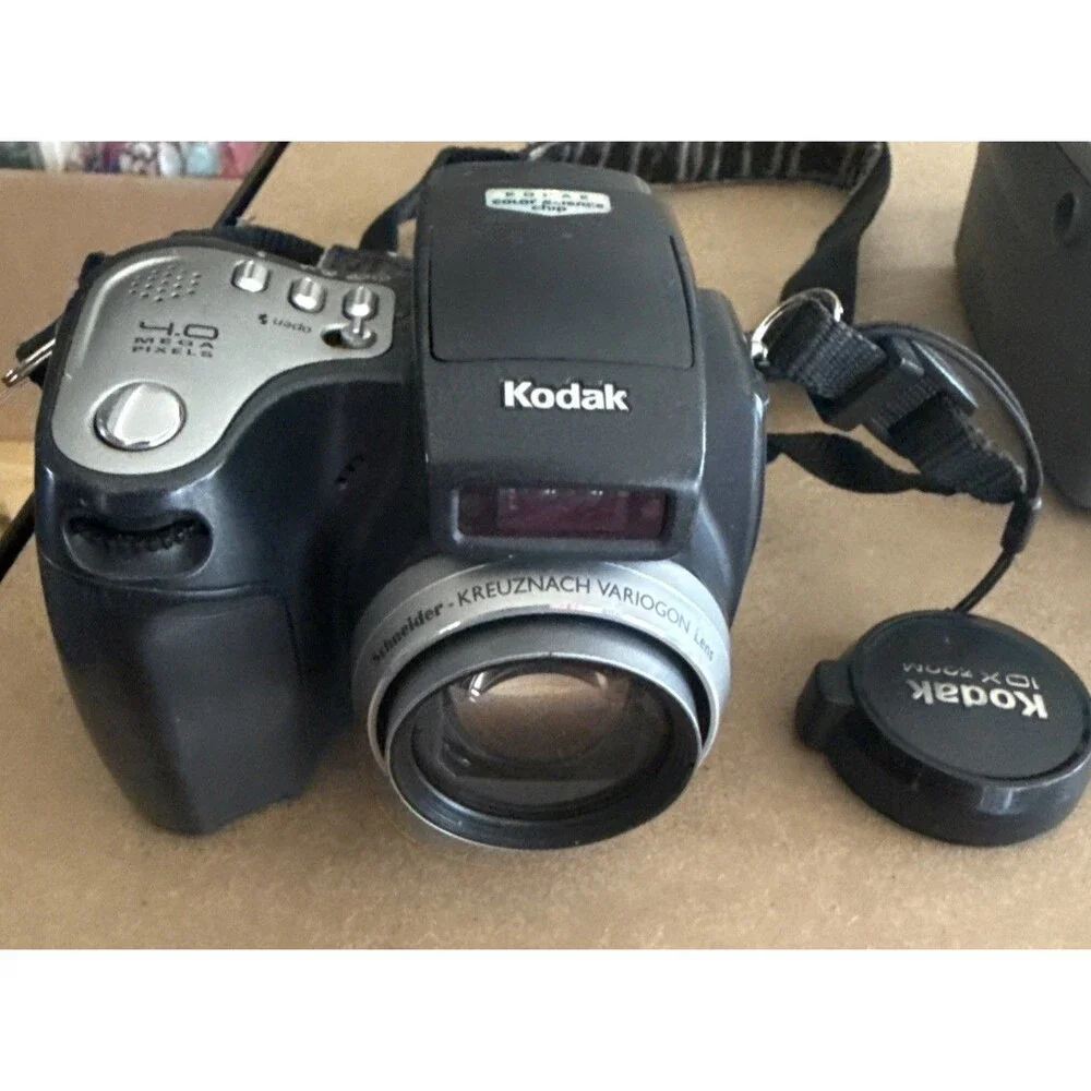 Kodak EasyShare DX6490 Digital Camera + Dock 6000 +Power Cables+Printer Dock